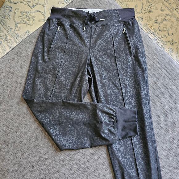 NWT Calvin Klein Performance Women's Black High Rise Jogger Pants Size Small - Picture 1 of 9